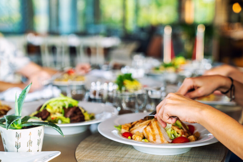 A Food Lover’s Guide to East Beach Village: Where to Eat, Sip, and Savor in Kiawah Island’s Culinary Gem